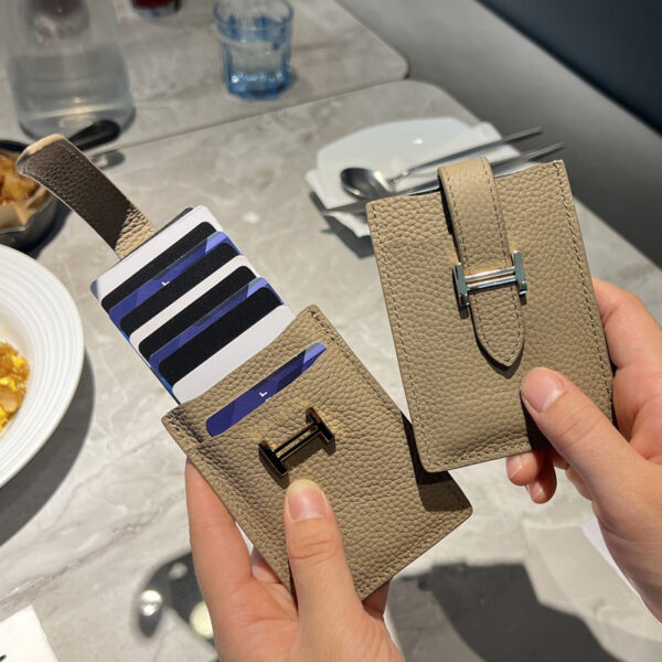 Theo Card Holder 牛皮卡套 l Modern Heritage - Image 6